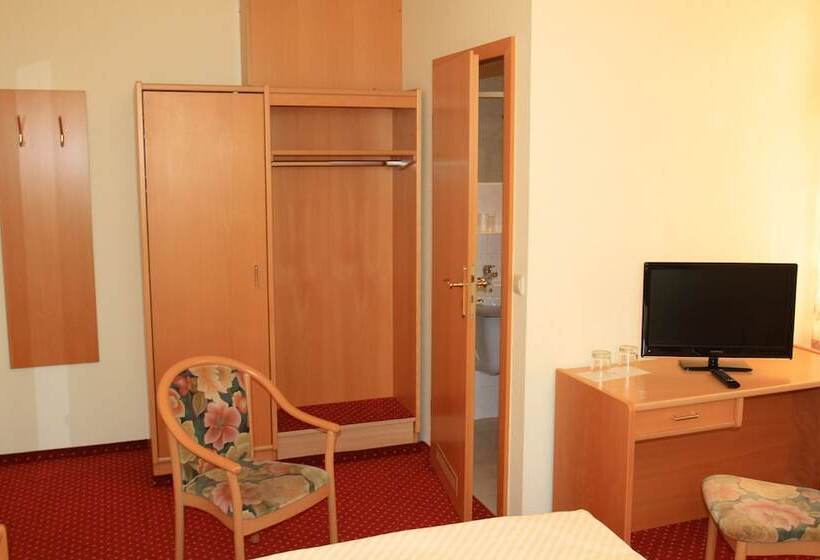 فندق Pension Kaden