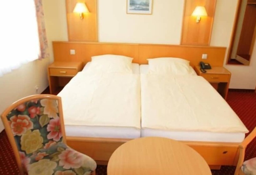 فندق Pension Kaden