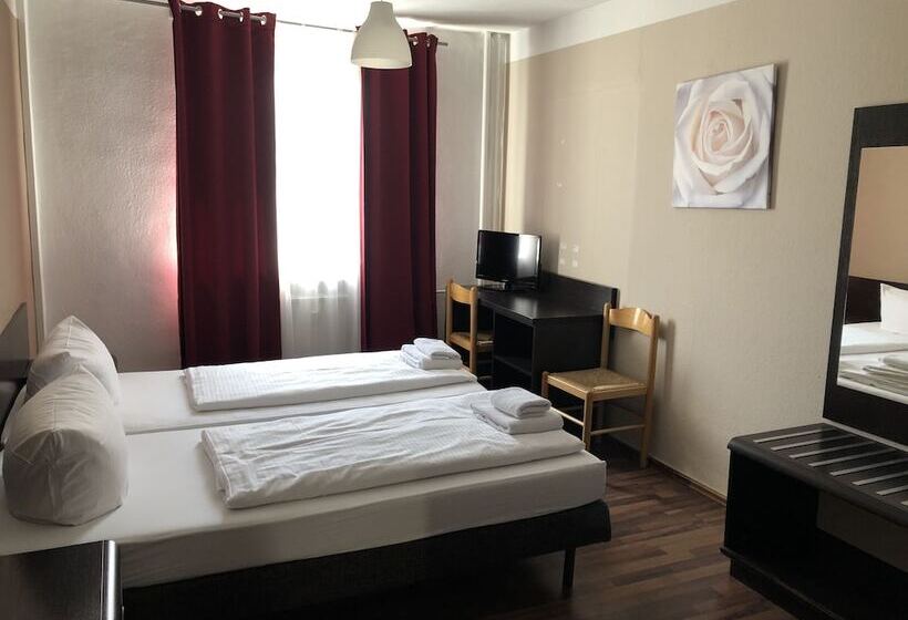 هتل Pension Reiter