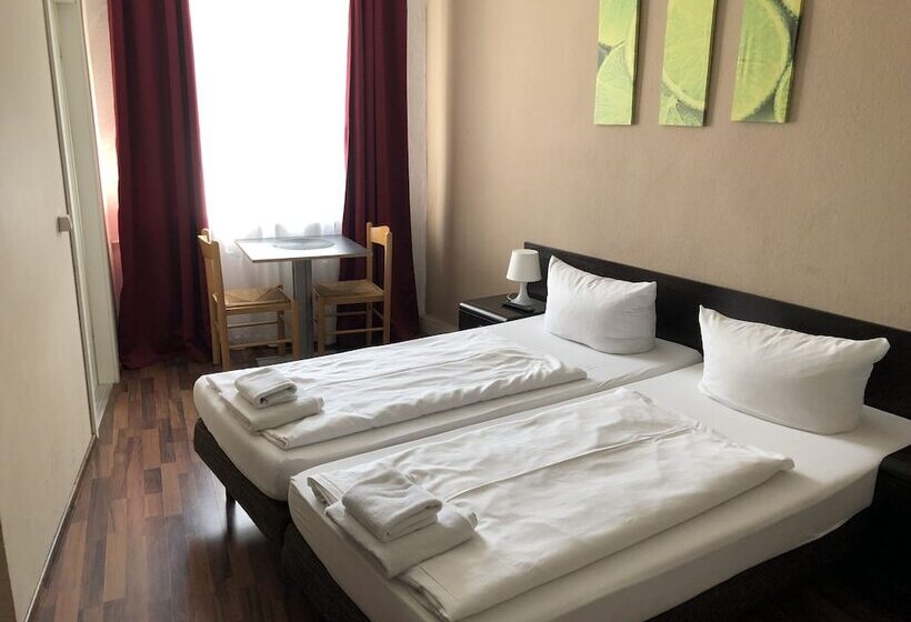 هتل Pension Reiter