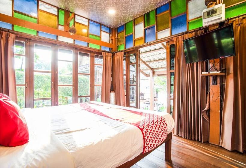 酒店 Pludhaya Resort & Spa