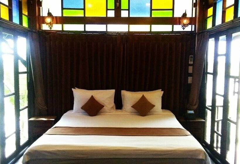 酒店 Pludhaya Resort & Spa