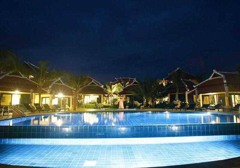Отель Akyra Beach Resort Phuket