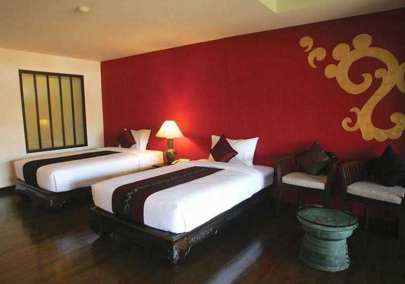 Hotel Akyra Beach Resort Phuket