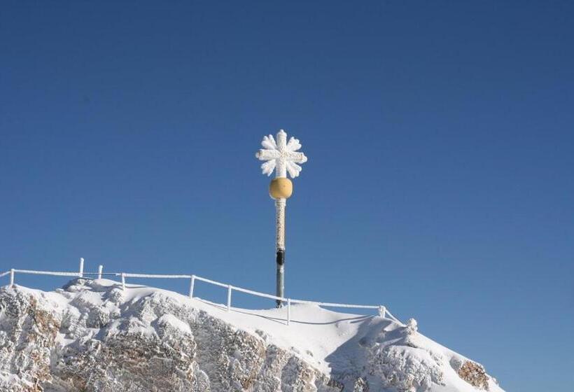 هتل Roter Hahn Bed & Breakfast