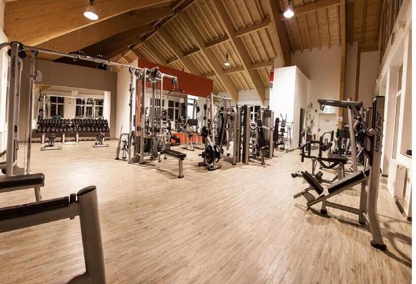 هتل Roter Hahn Bed & Breakfast