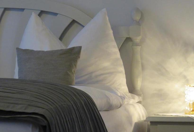 هتل Schneider Gössl