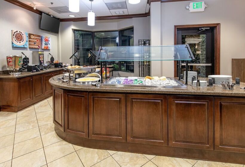 ホテル Staybridge Suites North Charleston, An Ihg