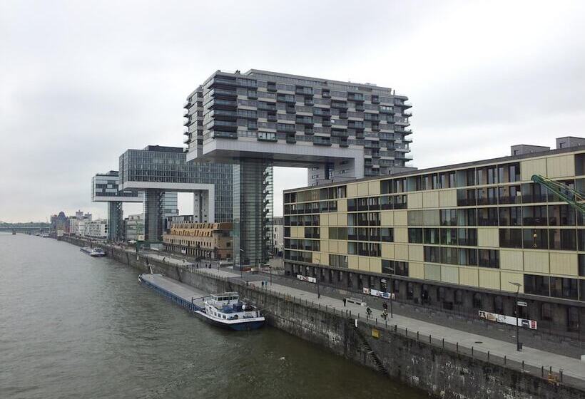 فندق Stayincologne