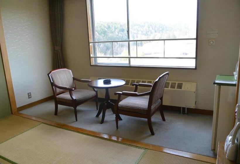 Отель 森の雫rin Morinoshizukurin