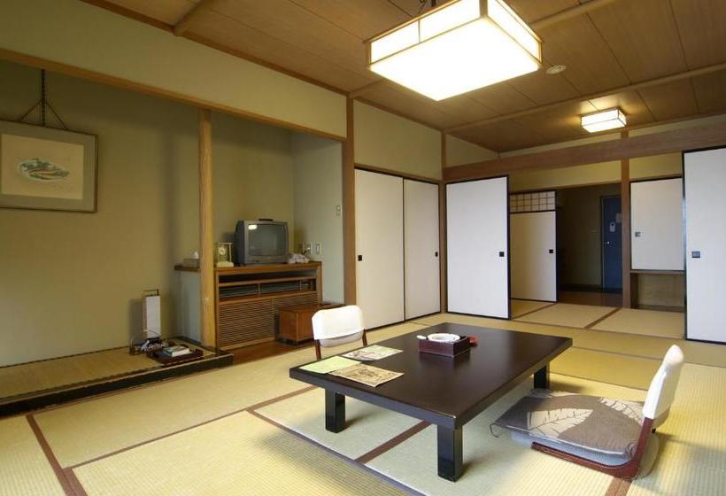 בית מלון כפרי Takahan