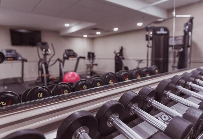 בית מלון כפרי The Parkview