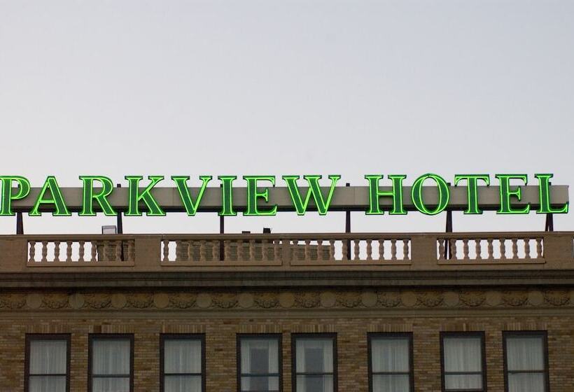 בית מלון כפרי The Parkview