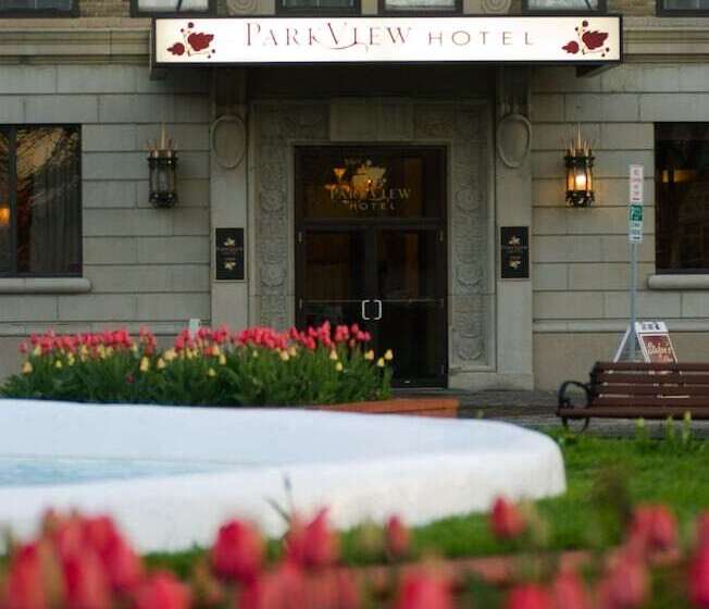 בית מלון כפרי The Parkview