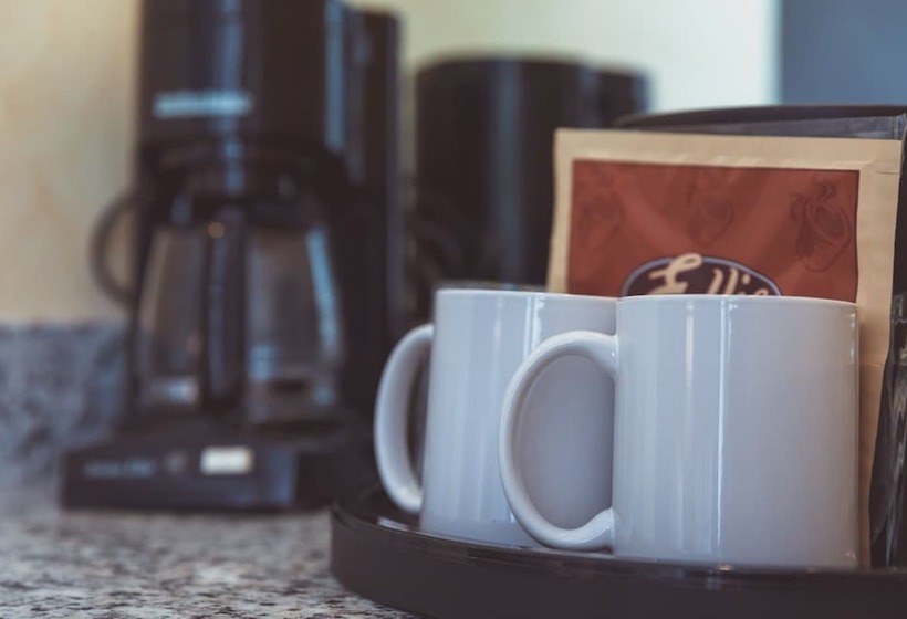 בית מלון כפרי The Parkview