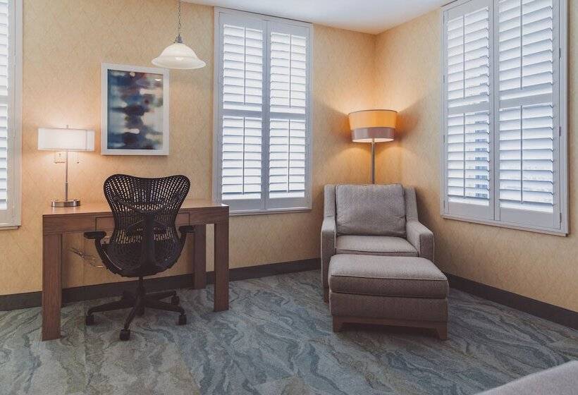 בית מלון כפרי The Parkview