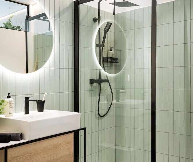 هتل Urban Jungle Apartments