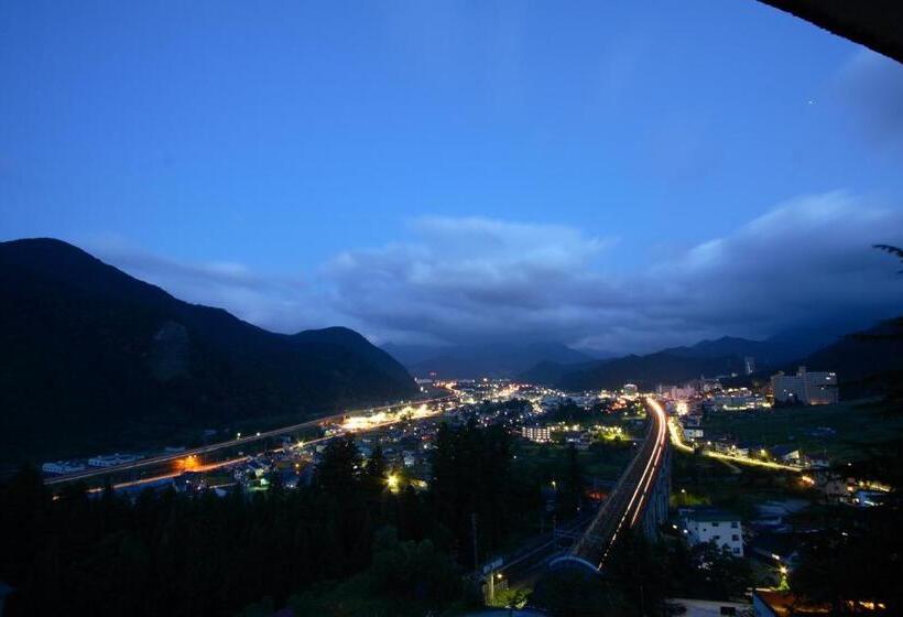 בית מלון כפרי Takahan