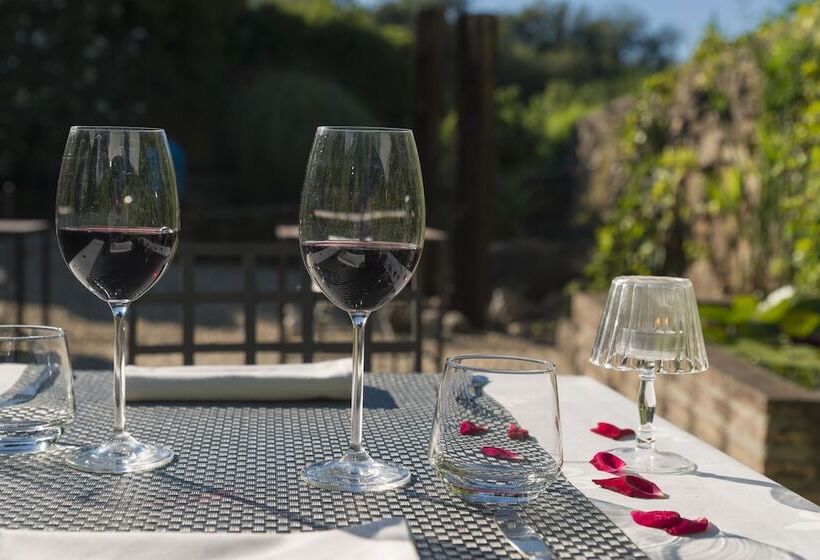 La Casona De Valfrío