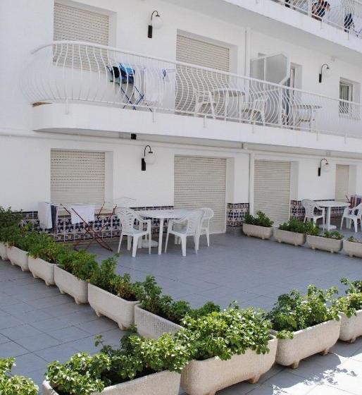Apartamentos Las Americas   Blanes Beach