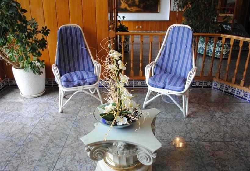 Apartamentos Las Americas   Blanes Beach