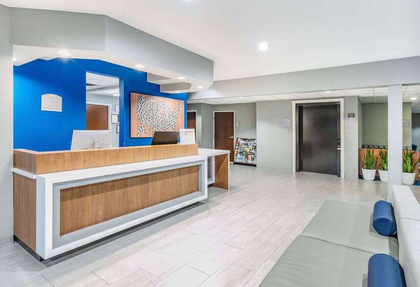 Microtel Inn & Suites By Wyndham Austin Airport