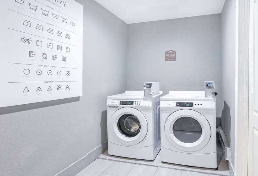 Microtel Inn & Suites By Wyndham Austin Airport