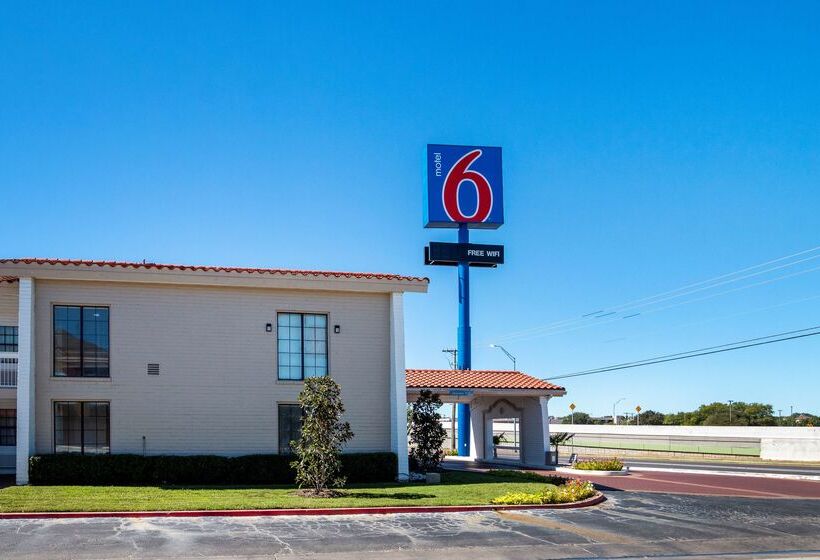 Motel 6euless, Tx Dfw West