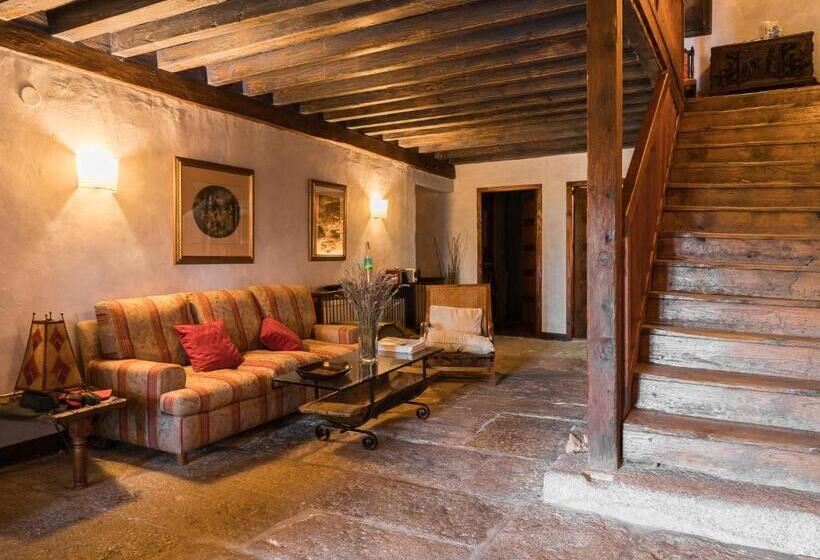 Posada Real La Casa De Arriba