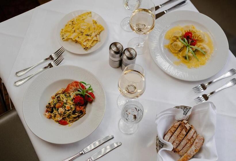 Schlosshotel Grünwald