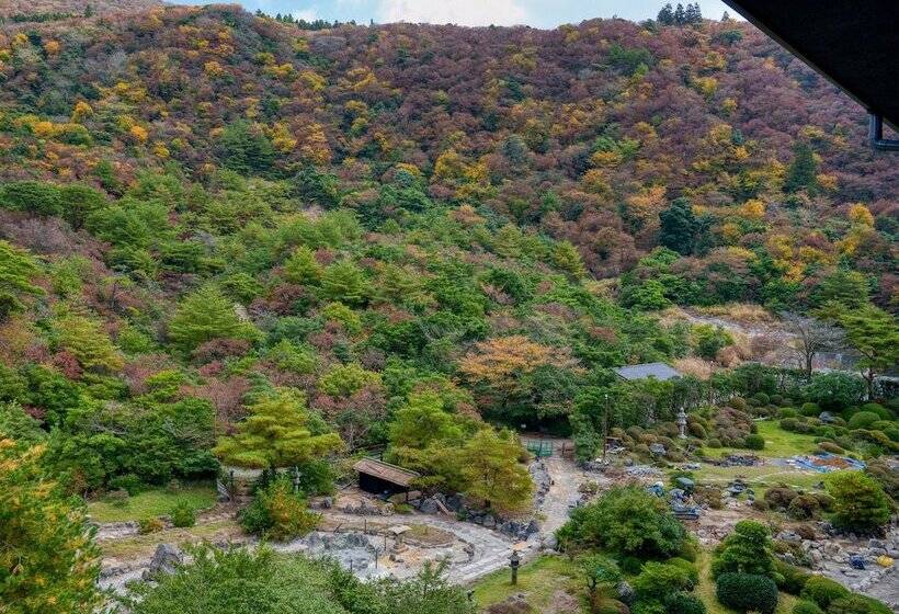 Unzen Miyazaki Ryokan
