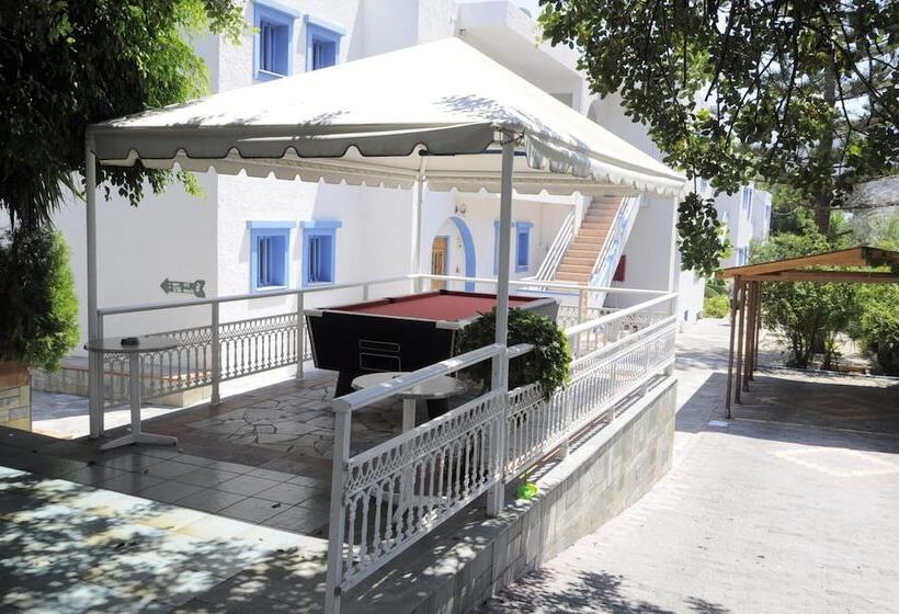 Amazones Villas Apartments