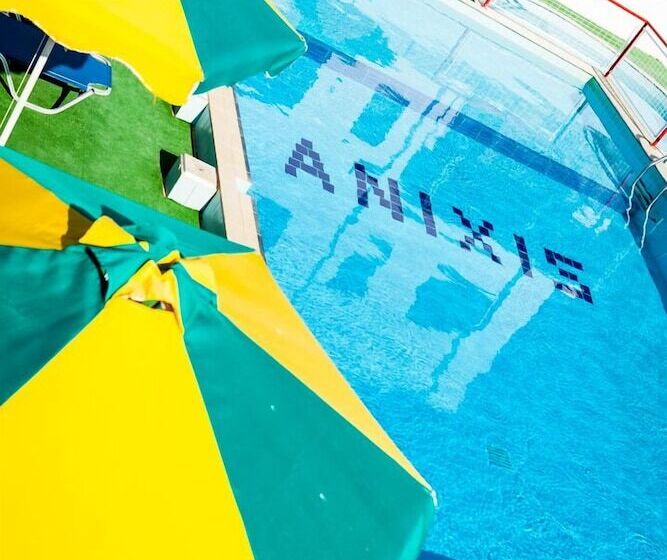 Anixis Hotel & Apartments