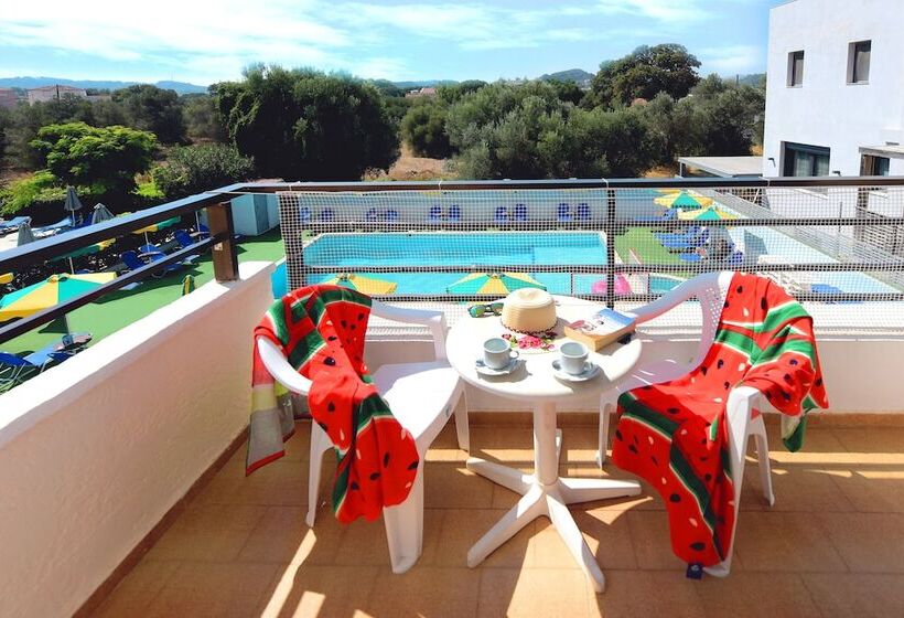 Anixis Hotel & Apartments