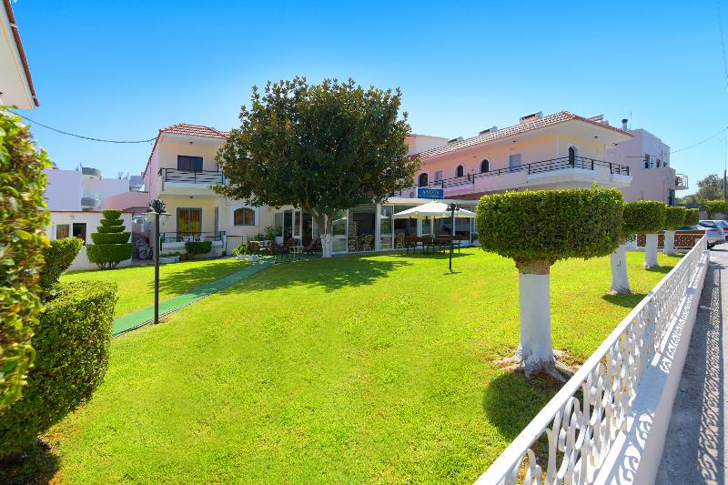 Anixis Hotel & Apartments