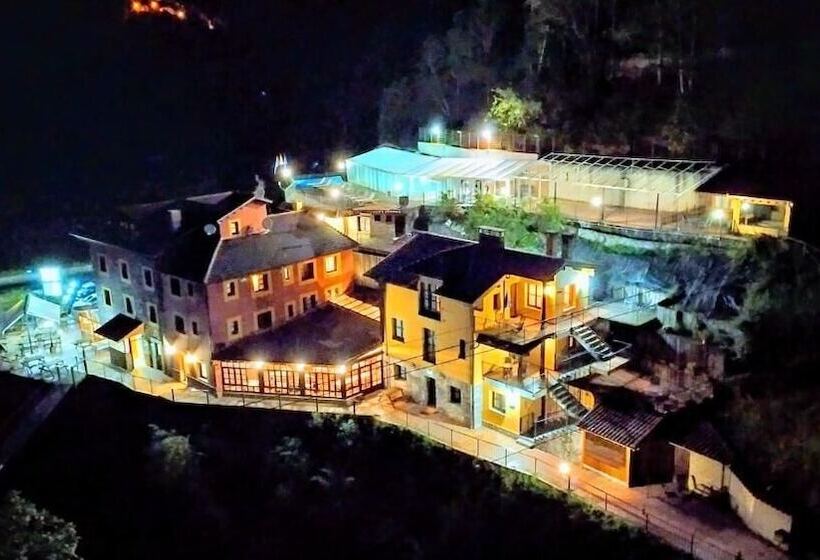 Apartamentos Aguasaliu