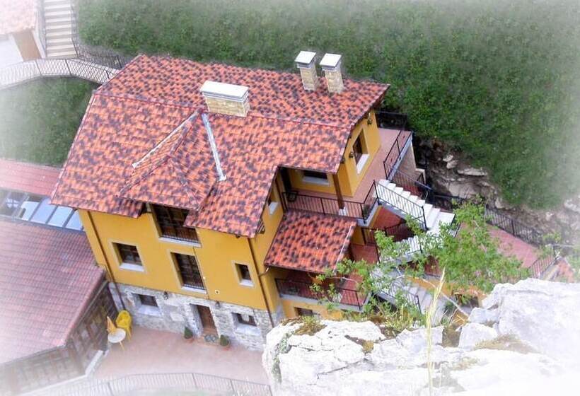 Apartamentos Aguasaliu