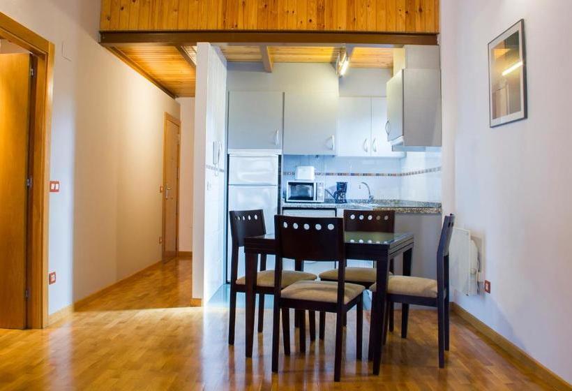 Apartamentos Cean Bermudez