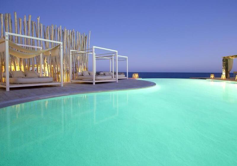 Artemis Seaside Resort
