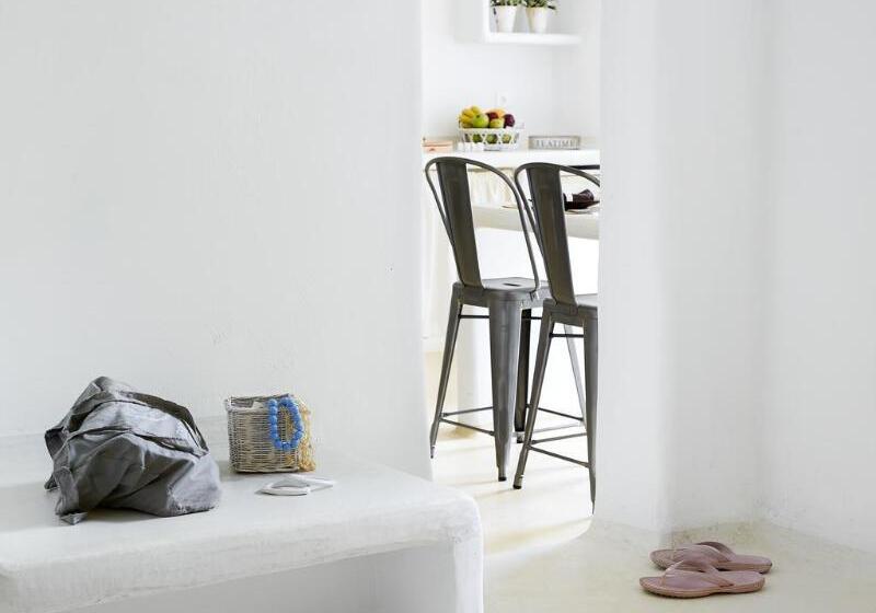 Artemis Seaside Resort