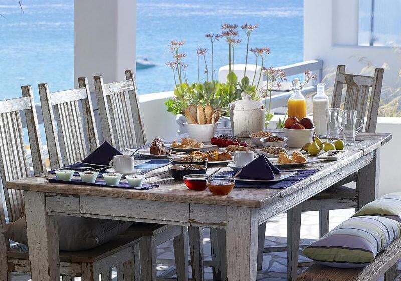 Artemis Seaside Resort