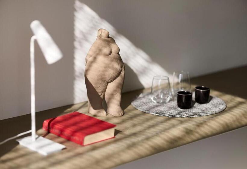 Artemis Seaside Resort