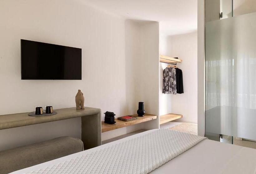 Artemis Seaside Resort