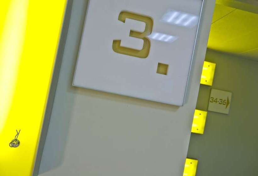 B Aparthotel Grand Place