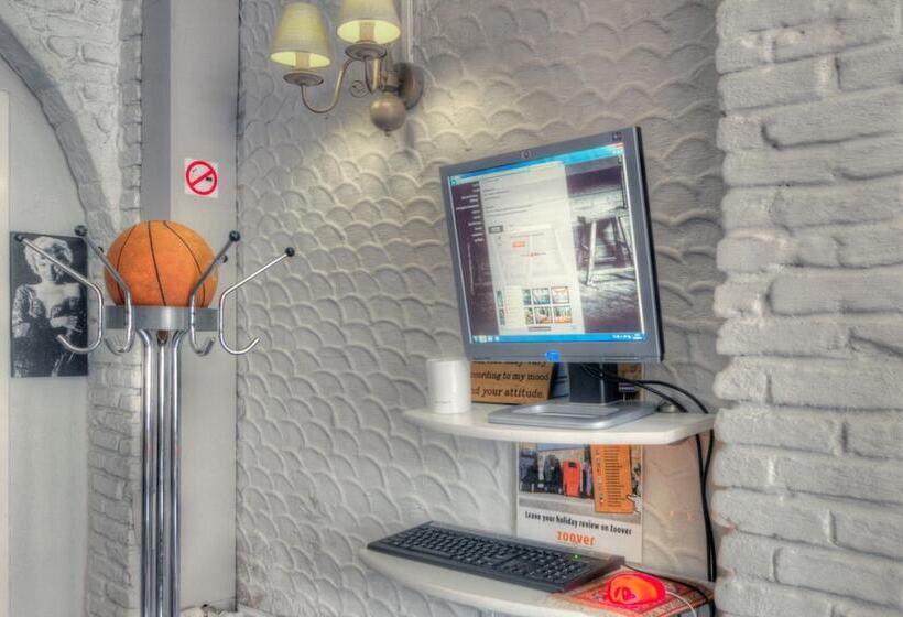 مبيت وإفطار Urban Dreams