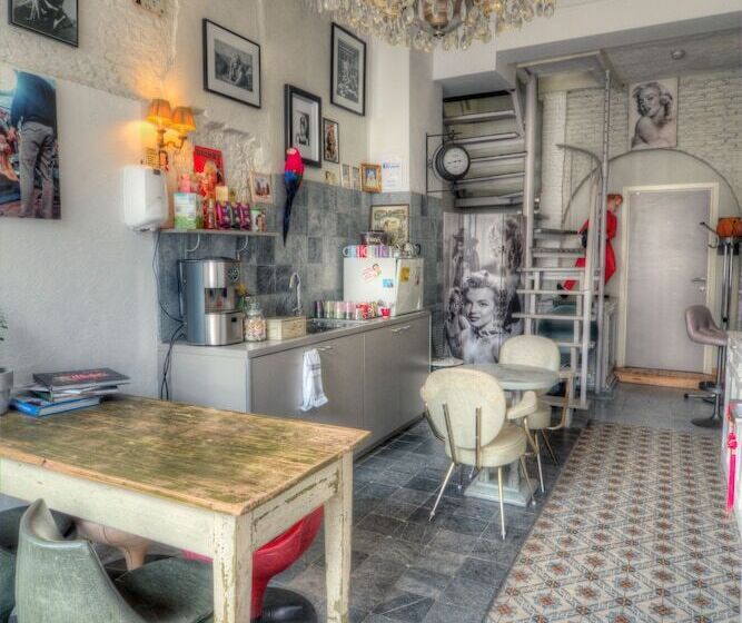 مبيت وإفطار Urban Dreams