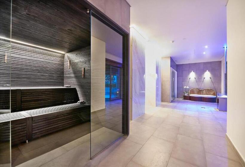 Cascade Wellness Resort