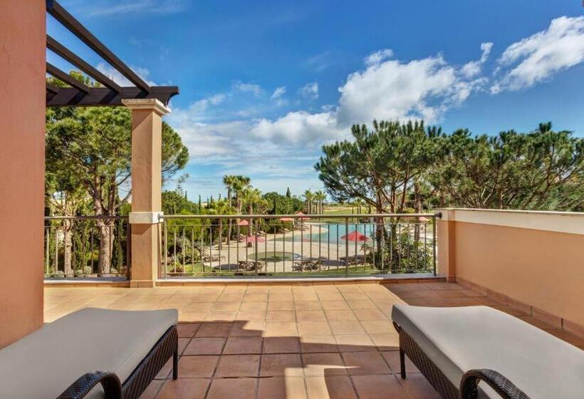 Cascade Wellness Resort