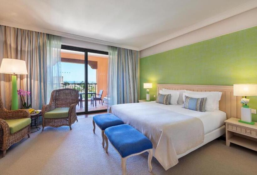 Cascade Wellness Resort