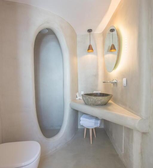 Chic Hotel Santorini